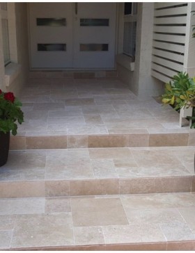 carrelage travertin blanc Lokum